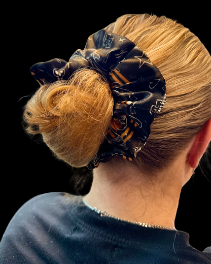 punk pup - scrunchie